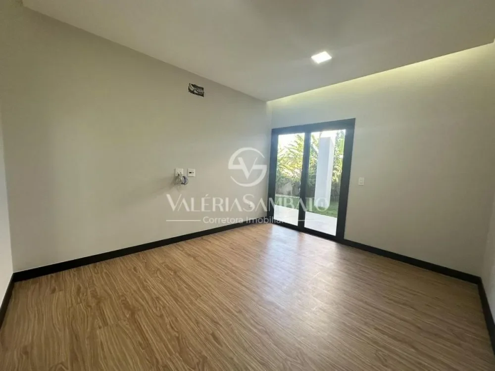 OPORTUNIDADE CASA DE R$ 2.700.000,00 -  POR 2.100.000,00