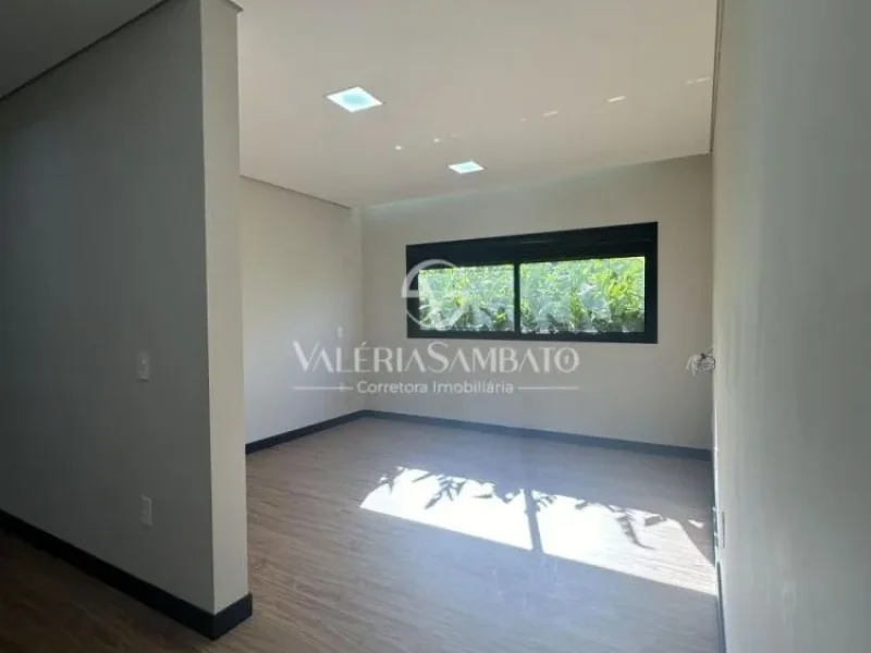 OPORTUNIDADE CASA DE R$ 2.700.000,00 -  POR 2.100.000,00