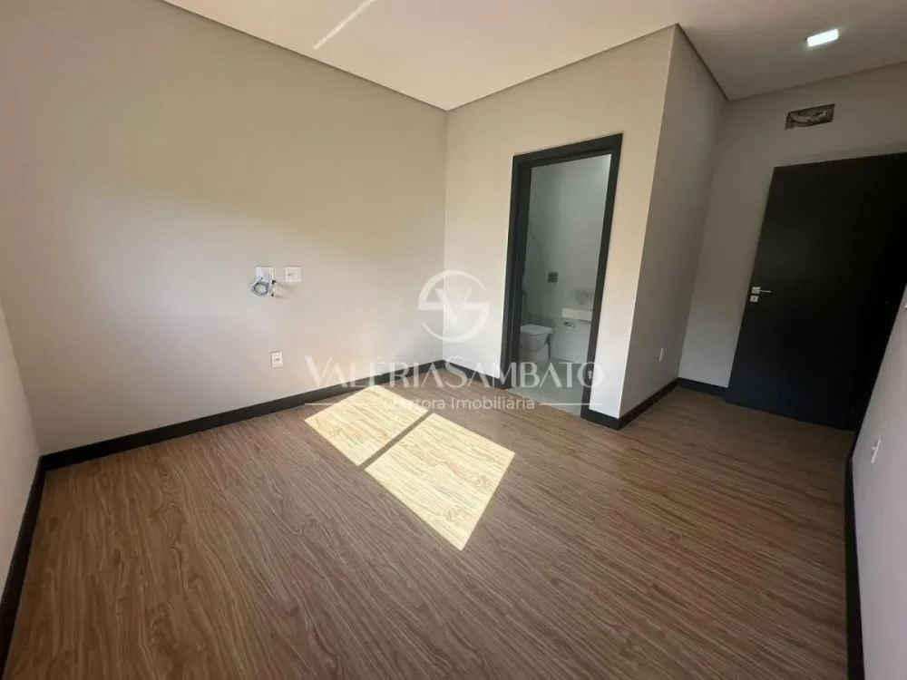 OPORTUNIDADE CASA DE R$ 2.700.000,00 -  POR 2.100.000,00