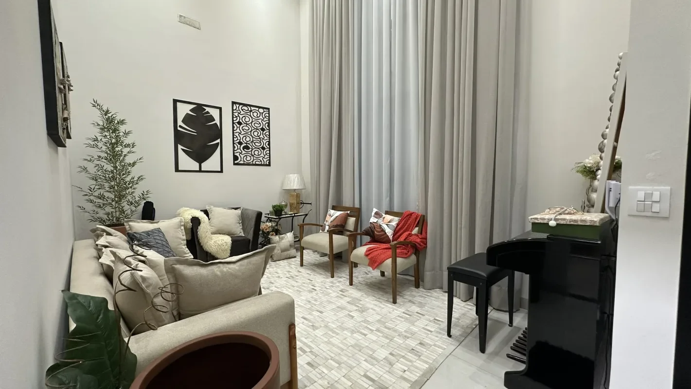 Casa Exclusiva ao lado Parque do Ingá 
