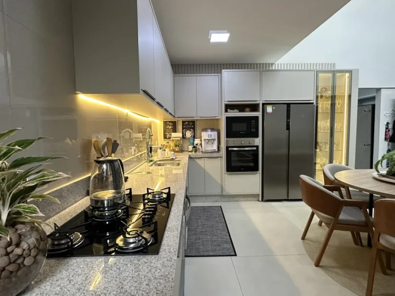 Casa Exclusiva ao lado Parque do Ingá 