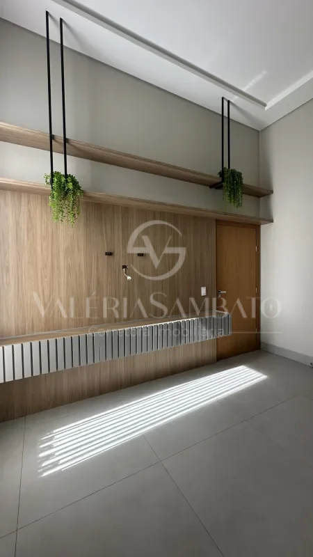 Casa Exclusiva com corredor lateral