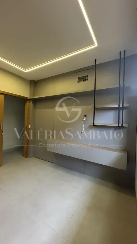 Casa Exclusiva com corredor lateral