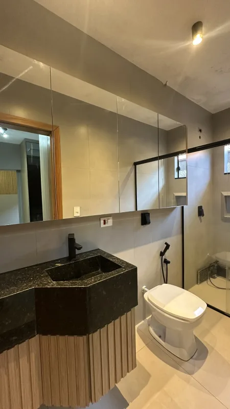 Casa Exclusiva com corredor lateral