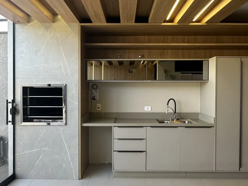 Casa Exclusiva com corredor lateral