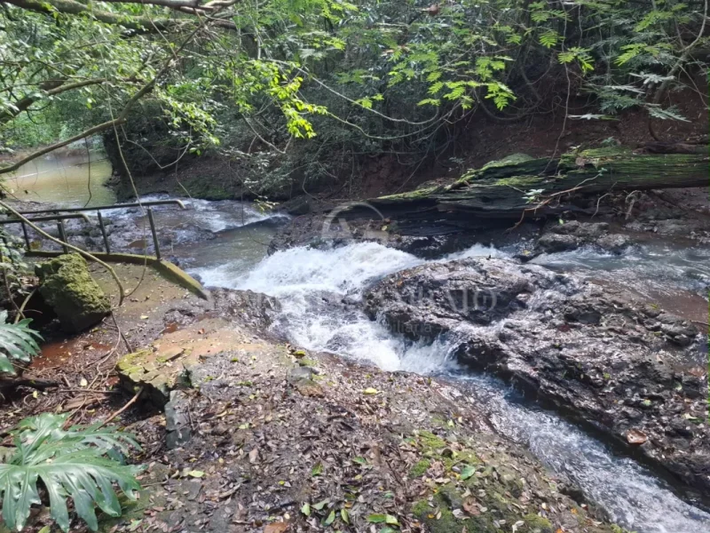 Terreno Condomínio Estância Zauna