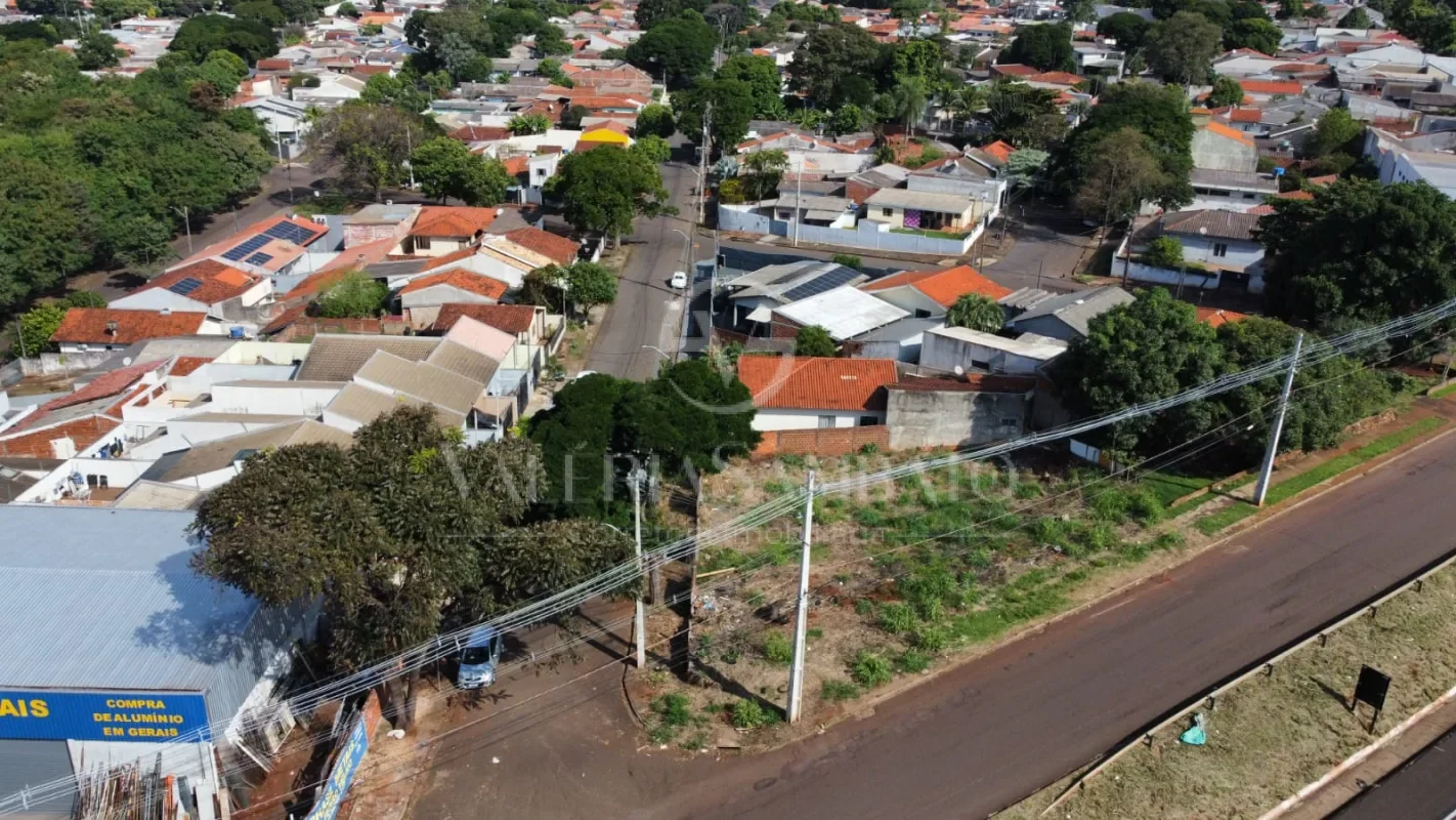 Terreno Comercial Estratégico – Contorno Norte