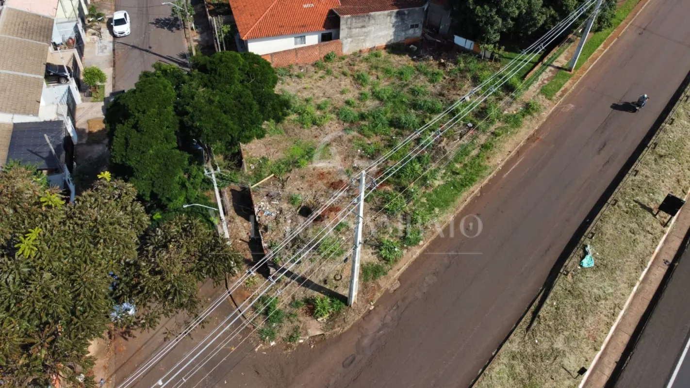 Terreno Comercial Estratégico – Contorno Norte