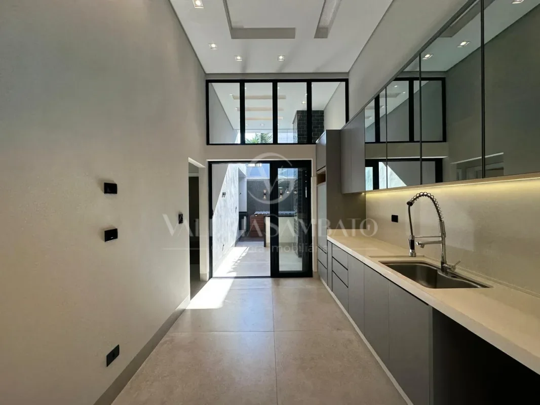 Casa Semi Mobiliada - Jardim Fregadolli