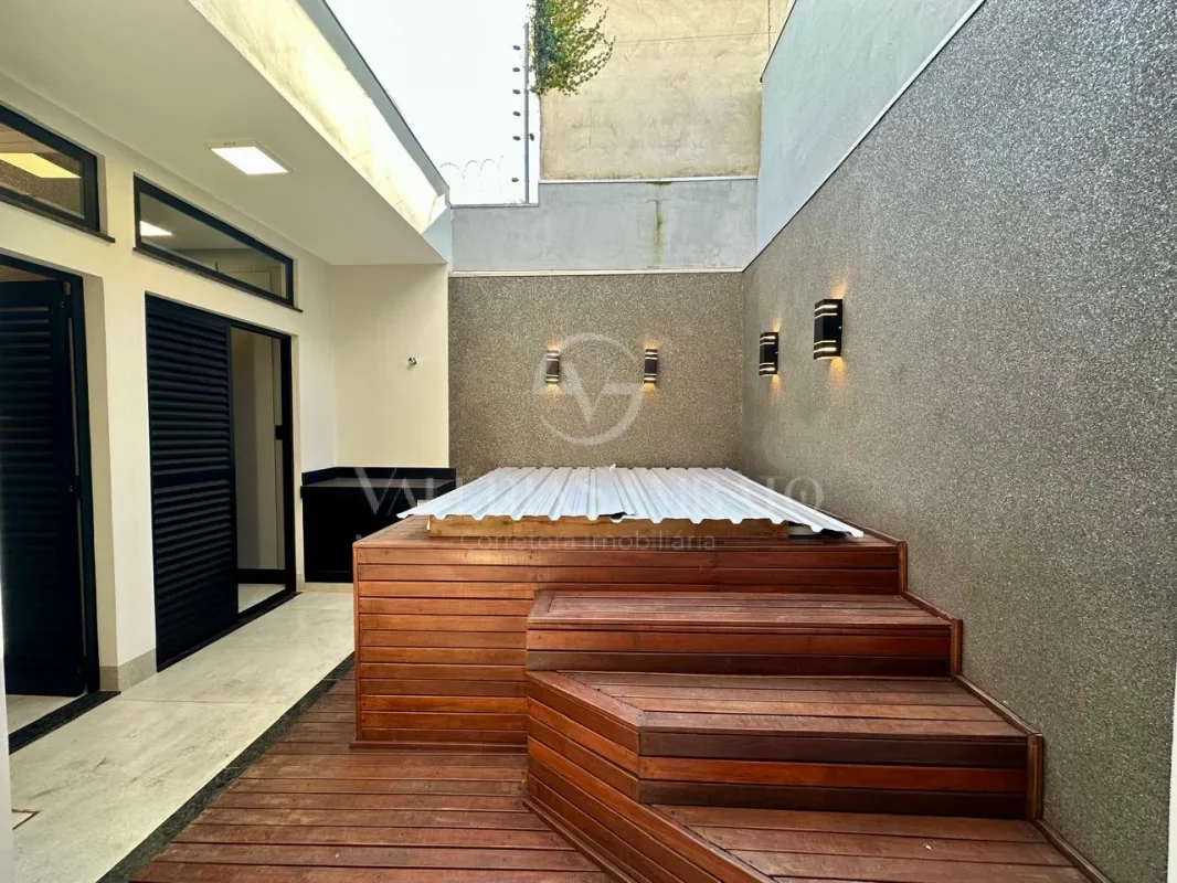 Casa Semi Mobiliada - Jardim Fregadolli